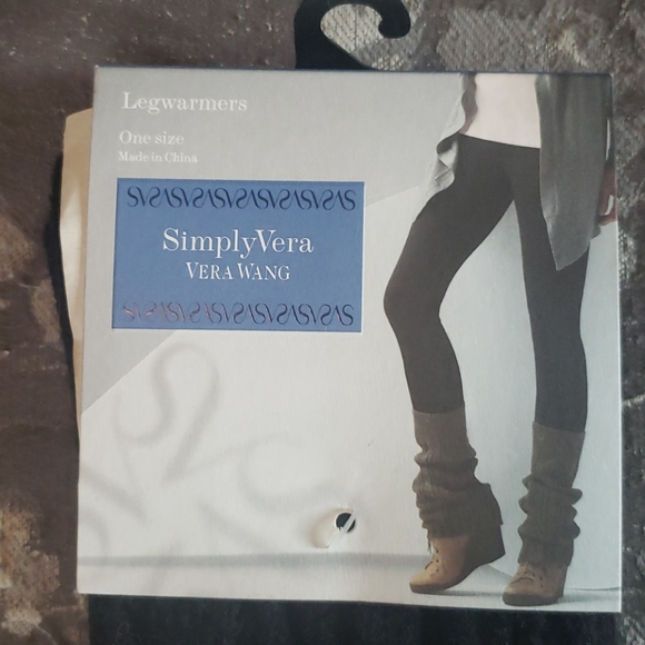 Black Cable Knit Leg Warmers - Picture 3 of 3